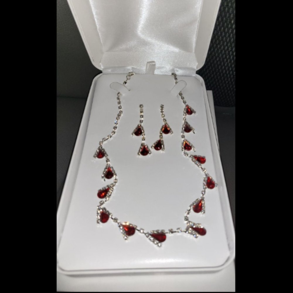 Nwot Ruby Red Rhinestone Set - image 2